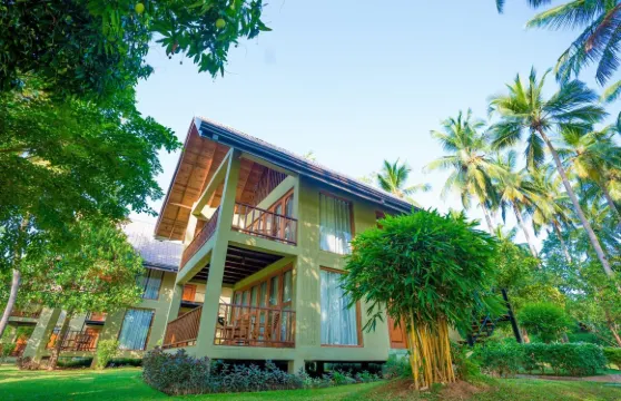 迪達斯阿拉納酒店