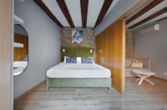 Numa Barcelona Lustre Hotels in Barcelonès