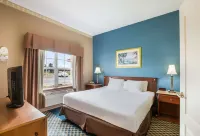 Americas Best Value Inn & Suites- Three Rivers Hotels in Newberg Township