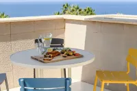 Luxurious Family Three Story House with Mamad by Sea N' Rent