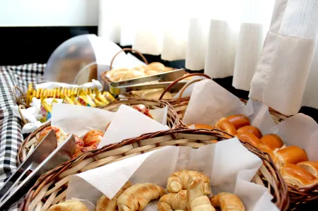 Hotel Anahi Отели в г. Жабоатан-дус-Гуарарапис