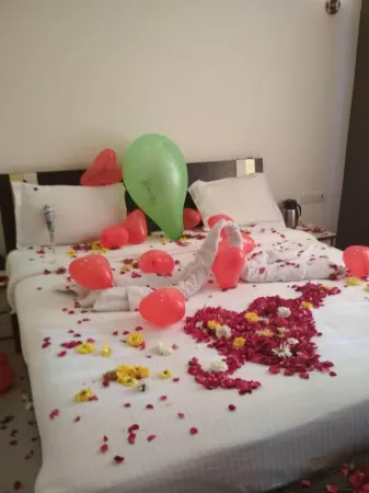 KV Hotel & Restaurant Отели в г. Самод