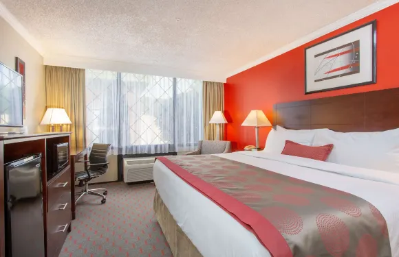 劉易斯頓華美達酒店及會議中心