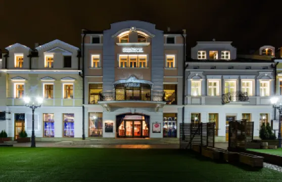 Bristol Tradition and Luxury Hotels in 