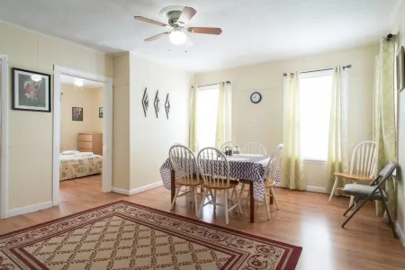 Apartments in Salem Отели в г. Суомпскотт