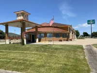 Quality Inn Morton at I-74 - Parkering