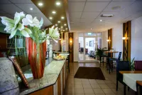City Hotel Aschersleben - servizio colazione