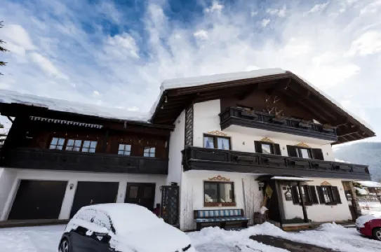 凱澤布里克迪瓦飯店