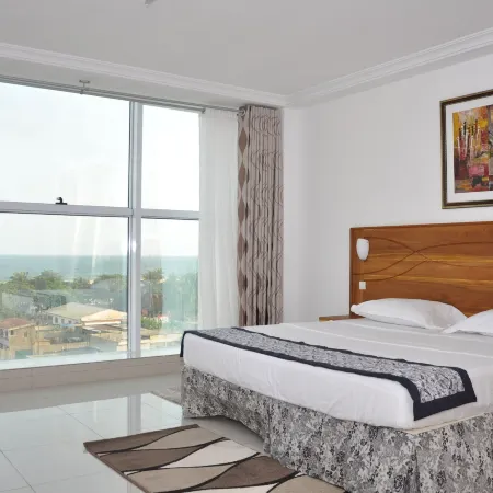 Rosalie's Suites Hotele w: Lome