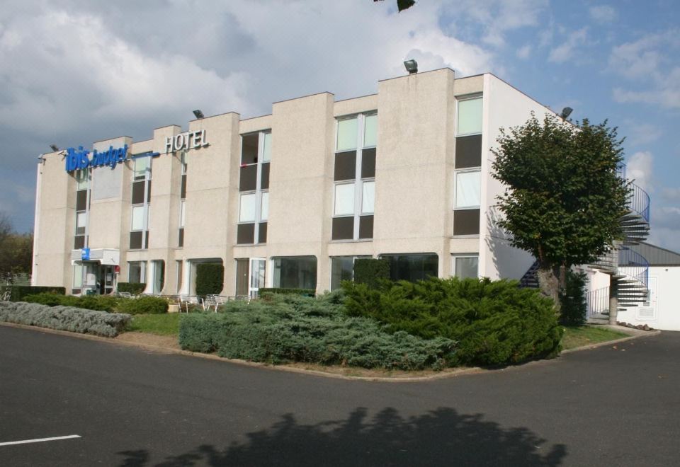 3. 이비스 버짓 티..