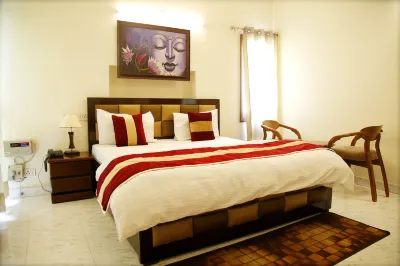 Maplewood Stay Hotel a South Delhi