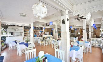 Lotus Friendly Hotel
