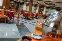 Sapta Nawa Resort 1 Gresik - breakfast