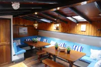 Boat-Apartment Rotterdam Fokkelina Hotels in Barendrecht