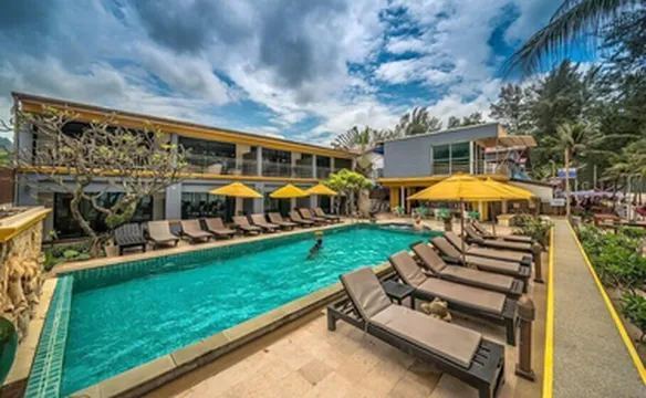 รูปภาพของกมลา บีชฟร้อนท์ อพาร์ทเม้นท์