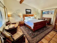 Blue Iguana Inn Hotels in Ojai