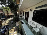 Coco's Guest House