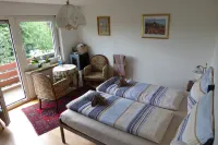 B&B Pappelweg - 2 Hôtels à : Arlesheim
