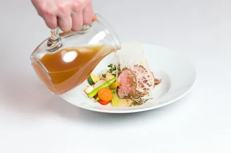 Hotel Justus Отели рядом с достопримечательностью «Дом с котами»