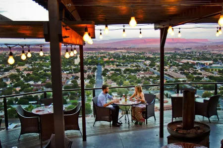 Inn on the Cliff