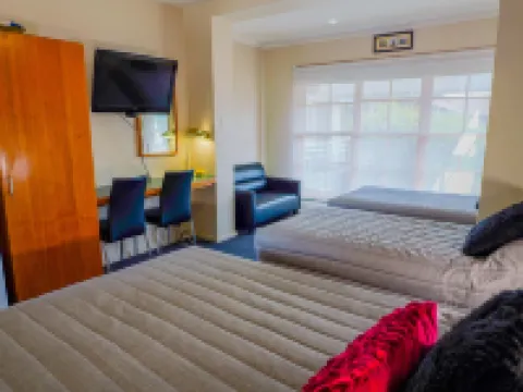 Abbotsleigh Motor Inn Hotels in Armidale