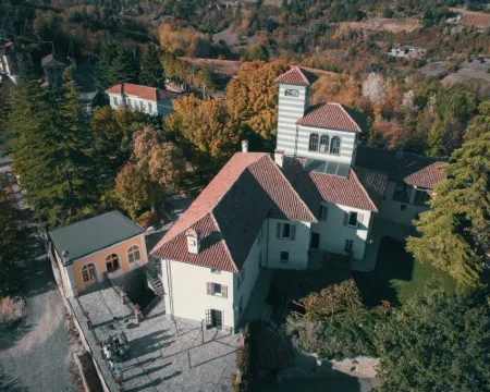 Castello di Grillano Guest House Hotels in Ovada