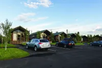 Explorer Cabins at Yellowstone - parking