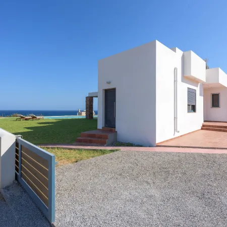 Cristelia Seafront and Pool Villa