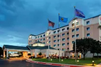 Hilton Garden Inn Oklahoma City Airport Hôtels à proximité de : Canadian Hills Church of the Nazarene