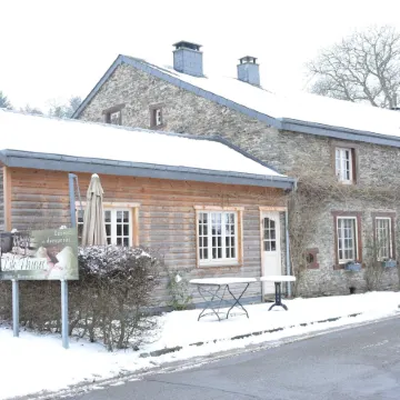 Holiday Home in Bièvre Near Town Center