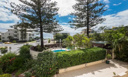 Norfolk Luxury Beachfront Apartments Main Beach