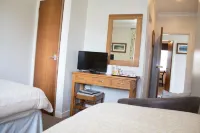Whitecroft Bed and Breakfast Hotels in East Calder