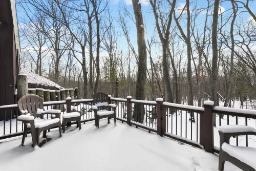 Sunset Burrow Retreat in Roscommon, MI - whole house, 3 bed, 2.5 bath!