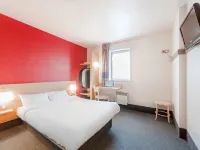 Kyriad Direct Clermont Ferrand Nord - Gerzat Hotels in Auvergne