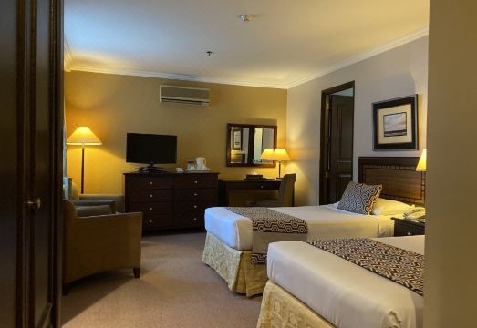 6. 헤럴드 스위트 ..