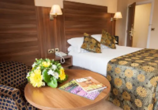 Adair Arms Hotel
