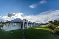 Pousada Camelot Inn Hotels near Capital da Chapada dos Veadeiros
