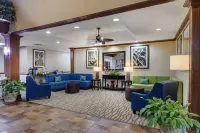 Comfort Suites Marshall - 2-Star