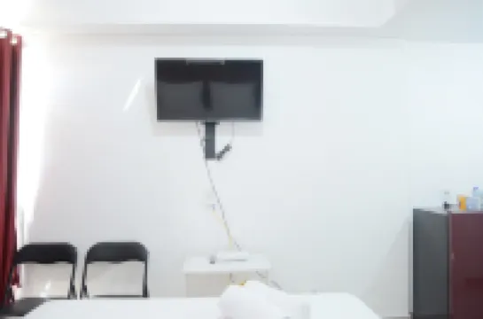 Comfy Studio Poris 88 Apartment Hotels in Cipondoh