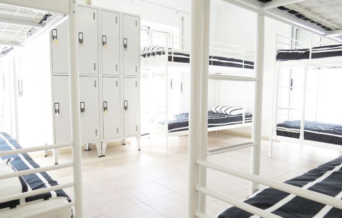 The 17 Party Hostel