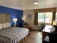 California Inn and Suites Bakersfield