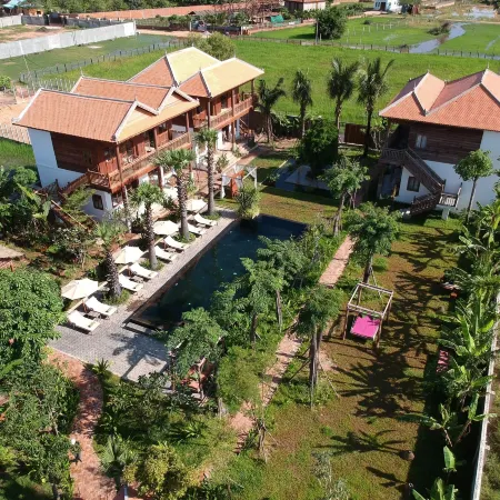 Dontrei Villa Angkor