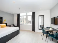 利物浦水濱城市公寓酒店 鄰近利物浦傑姆斯街站的酒店