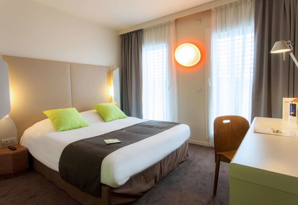 Hotel Campanile Rennes Sud Saint Jacques Over view