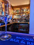 Brookside Hotel & Restaurant - bar