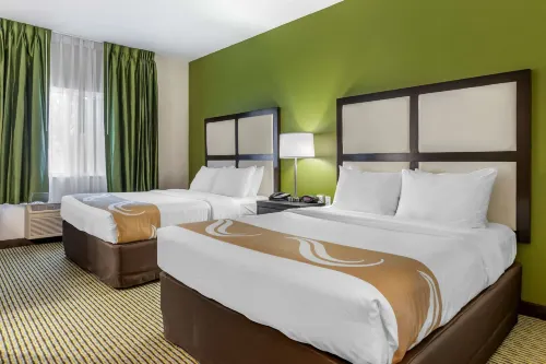 Quality Inn & Suites - Kæledyr tilladt