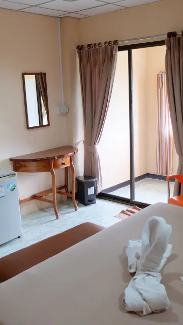 ห้องสแตนดาร์ดที่มีประตูเชื่อมถึงกัน