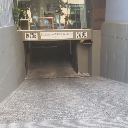 Krystal Urban Guadalajara