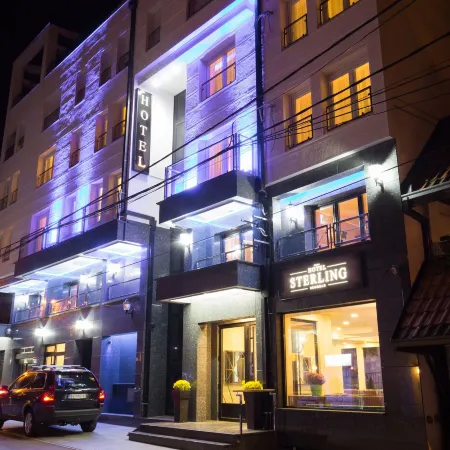 Hotel Sterling Garni Отели рядом с достопримечательностью «Парк Кошутняк»