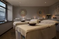 The Onyx Apartment Hotel by Newmark - spa